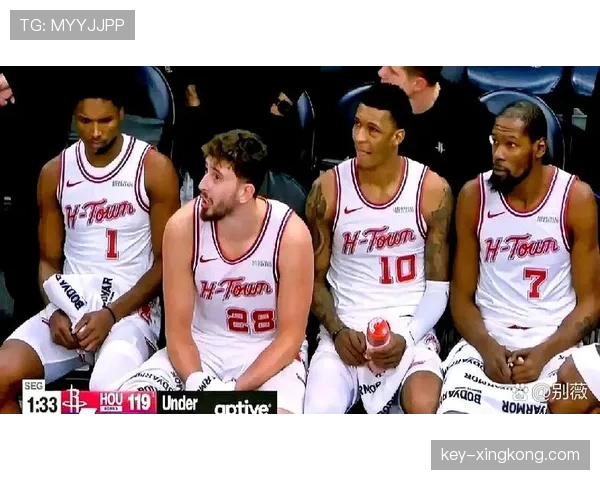 场外替补席冲突如何影响裁判判罚及规则界定