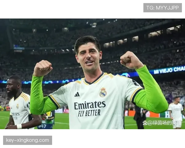 库尔图瓦高位出球如何压制对手反击：对比上赛季的战术进化